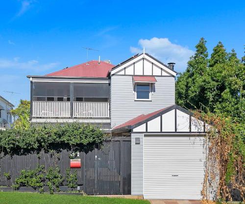 Paddington Cottage - A Classic Queenslander Stay