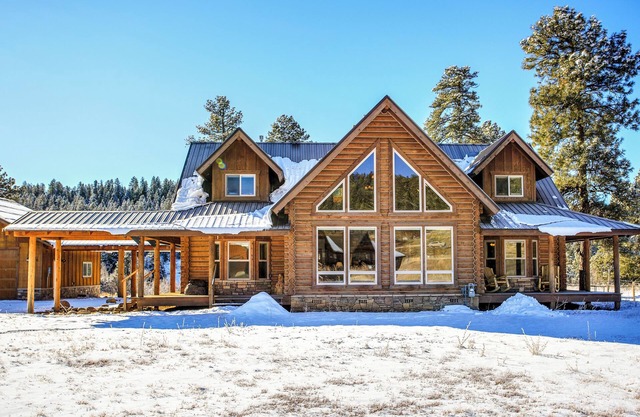 Pagosa Springs BearPaw LogCabin 4Bed/4Bath/HOT TUB