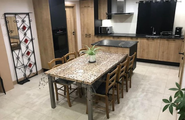 Paisible logement tout équipé pour 1 à 6 personnes