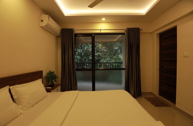 PAL SUITES ROOMS,n2min to the COCHIN INTERNATINAL AIRPORT NEDUMBASSERY