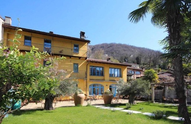 Palazzo dei Ulivi - Romantico, Purasca, Switzerland