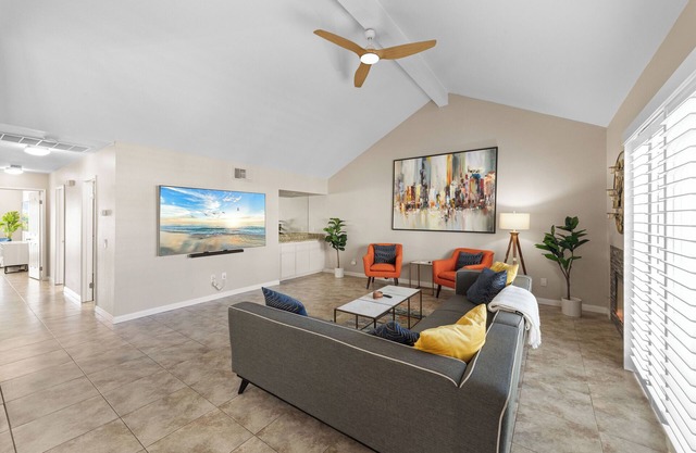 Palm Desert CA Condo near BNP Paribas spacious 2 bedroom 2 bathroom w/King Bed