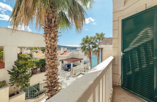 Palma Apartment 3 Deluxe mit Seitlichen Meerblick