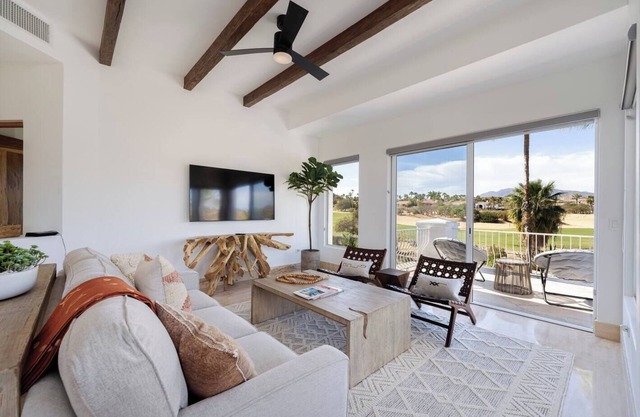 Palmilla 2 BDR Condo on Jack Nicklaus Golf Course