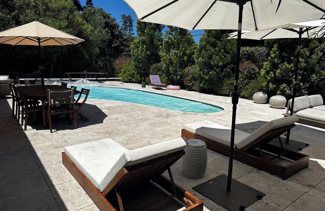 Palo Alto Furnished Eichler Mid Century House with pool