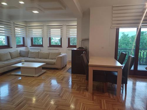 Panorama house