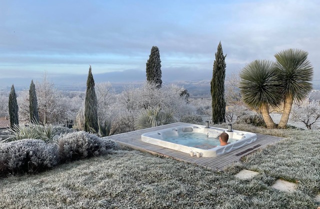 Panoramic Countryside Villa (pool/jacuzzi)