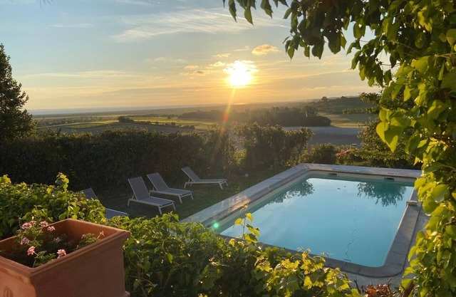 Panoramic view of the Gironde estuary