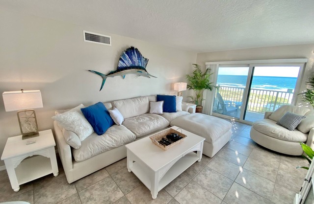 Panoramic oceanfront condo with rain shower, wifi, and dog-friendly