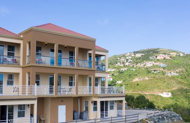 Panoramic View-City View Luxury Villa 3