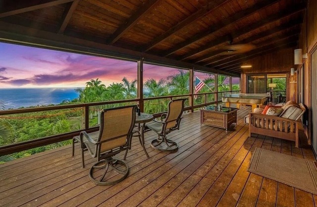 Papa Belle 3.5 Acre Estate w/Pool, Spa, Epic Ocean Views, and Orchard