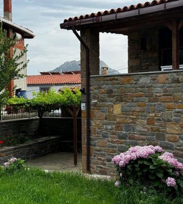 Paparuna Stone Home