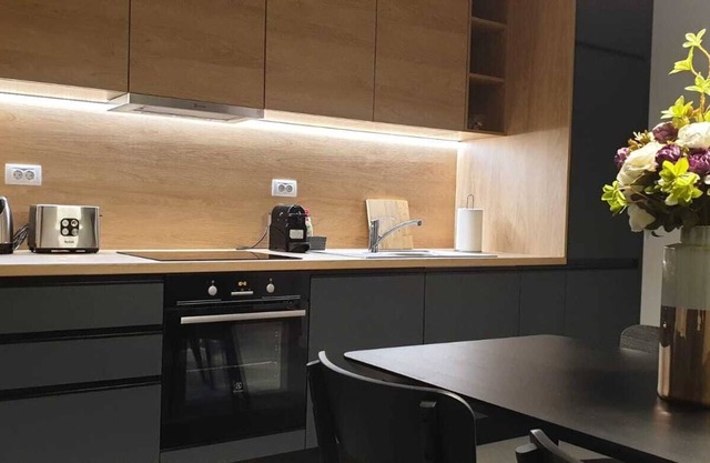 Papillon Apartment #6