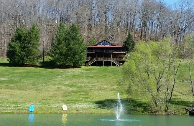 Paradise -125 Acre getawaynExclusive use and privacy for you and your family.