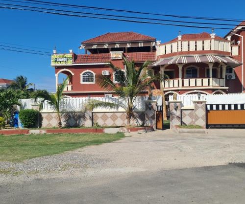 Paradise Place Grande King