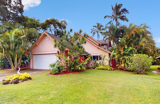 Paradise retreat! Plunge Pool, Hot Tub, AC & Water Gears!