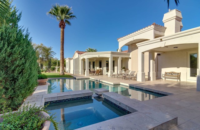 Paradise Valley Estate With Pool, Game Room And Near Entertainment!