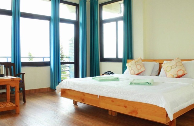 Paradiso Guest House for Family and Groups of Friends