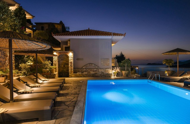 Paramithenio Village Beach Resort & Spa