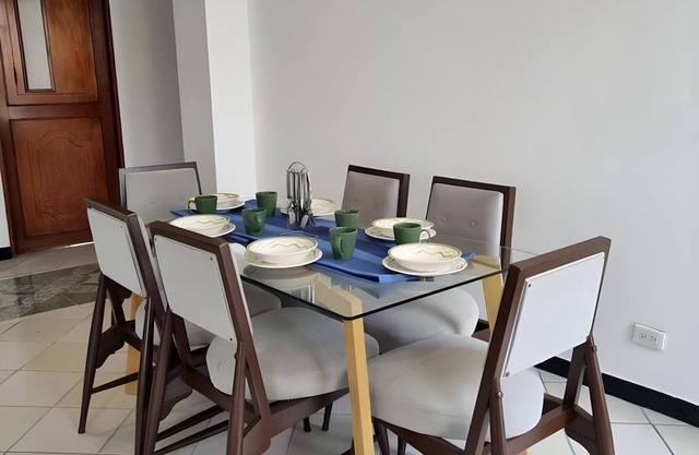 PARCEROS GROUP-HOLIDAY APARTMENT 3 BEDROOMS, 5TH FLOOR, DOWNTOWN PEREIRA