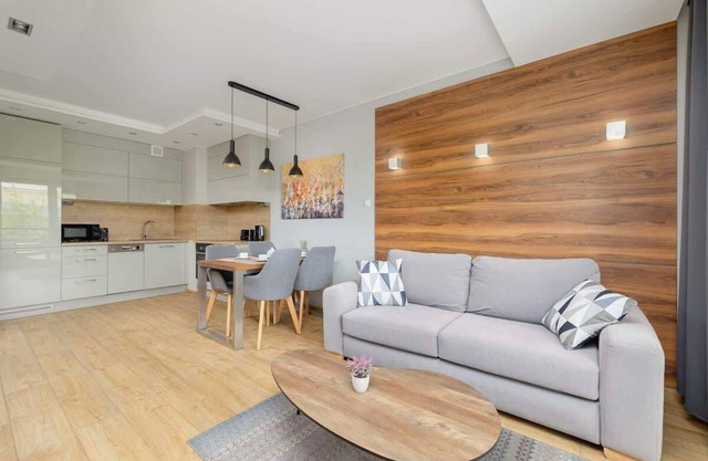 Park Apartament | Stylish Apartment near the beach