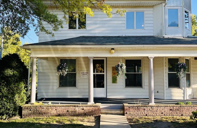 Parkview Apartment
