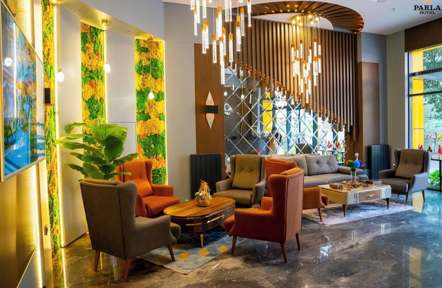 Parla Suite Hotel