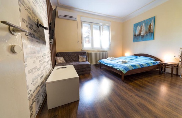 Parliament Apartment