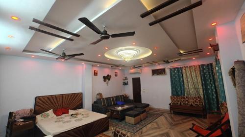 Parmanand Niwas Homestay