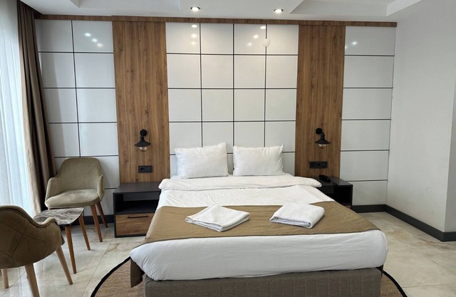 Pars Palas Hotel