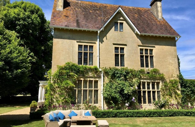 Parsonage House, Badminton