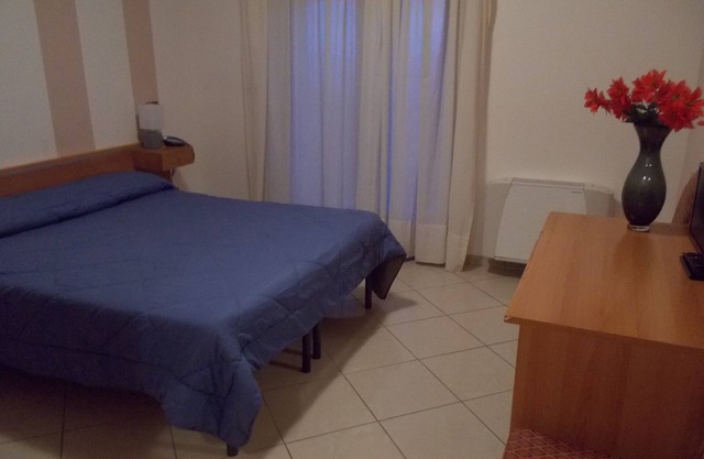 PARTNER ROOM - ROYAL HOTEL