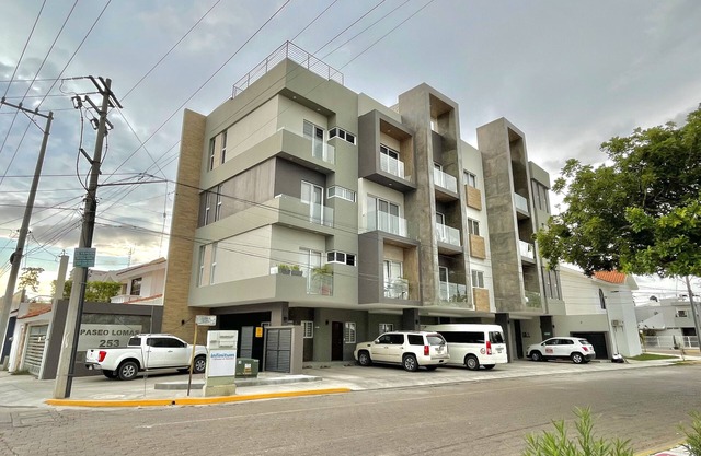 Paseo Lomas