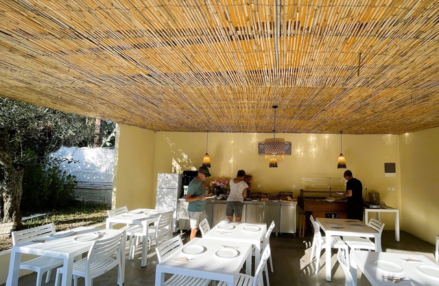 Passas Mare Apartments & Studios