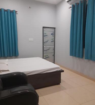 Pathak sadan homestay