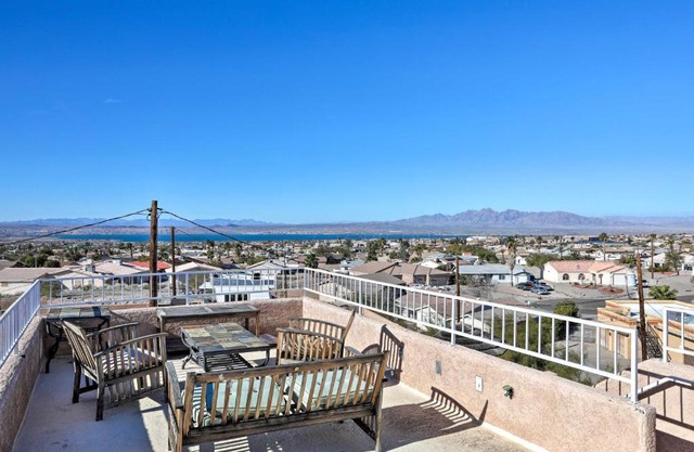 Patio, Rooftop Deck and Mtn Views Lake Havasu Home!