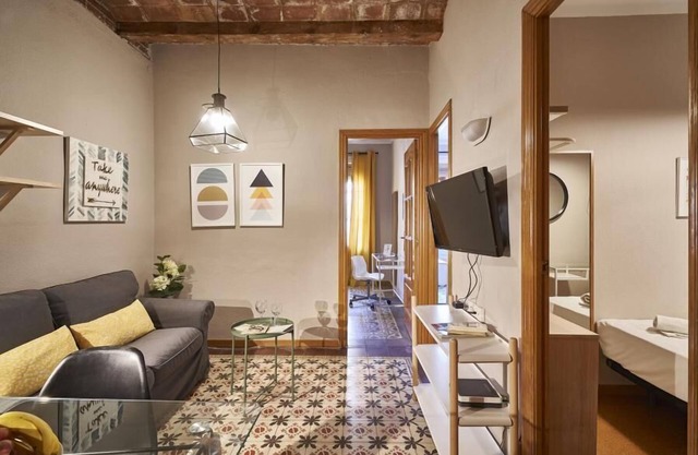 PAVIA1-2 · Fantastic 3 BR apartment in Sants