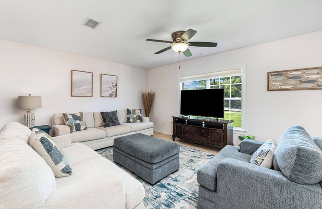 PCB West End! 10 mins from Pier Park/3-miles from 30A