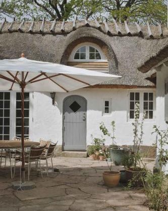 Peace In Beautifully Renovated Country House