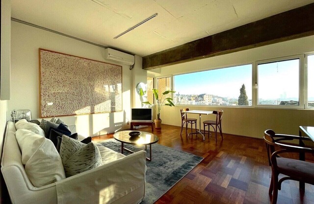 Peaceful 2 BR APT & Cityview Close to Iconic Sites