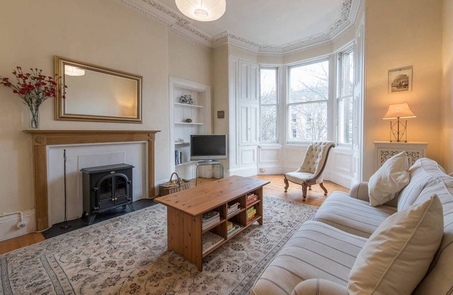 Peaceful and convenient apartment ideally situated