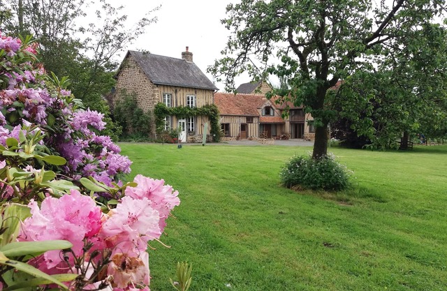 Peaceful Country setting with beautiful garden