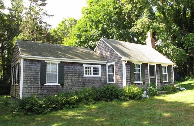 Peaceful hideaway on Westport Point