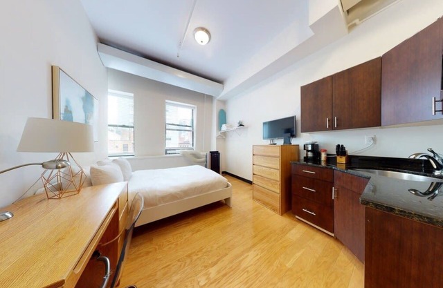 Peaceful Retreat In Boston Near T, Easy Commuting!