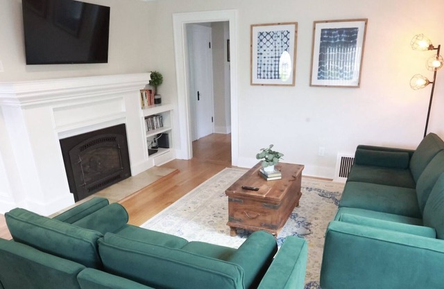 Peaceful Sanctuary near Downtown Everett