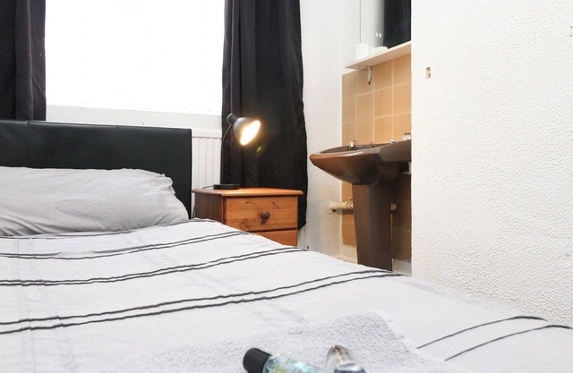 Pebbles Guest House room 16