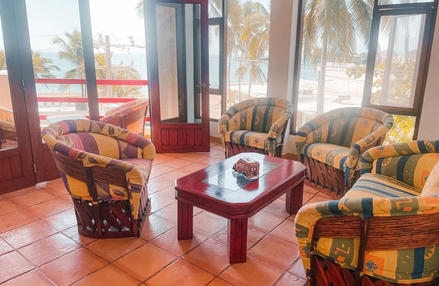 Penthouse Condo - 2 BR Suite - Room #11