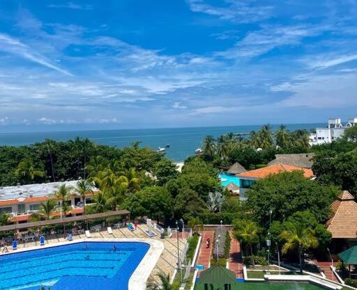 Penthouse with a private beach in Santa Marta, Col