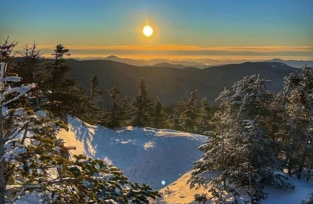 Perfect Eidelweiss Chalet Retreat - Lake and Mountains - few min walk to beach