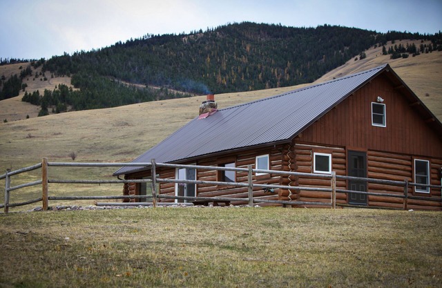 Perfect for hiking, wildlife viewing and photography. Endless Mountain views!